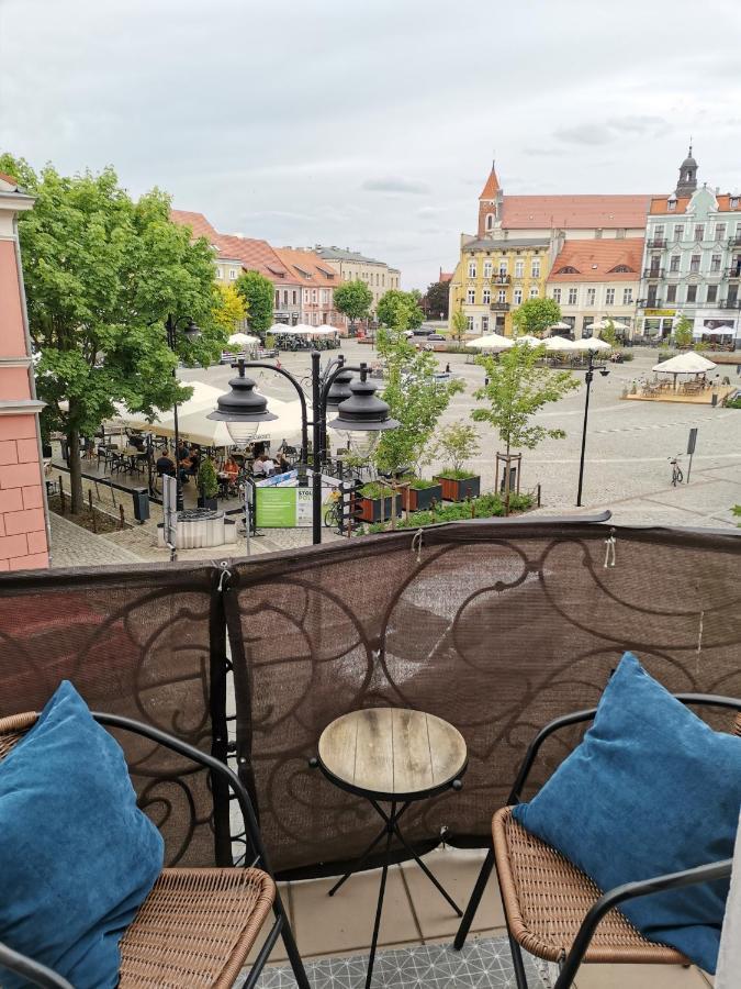 Apartament Na Rynku W Gnieznie Gniezno Buitenkant foto
